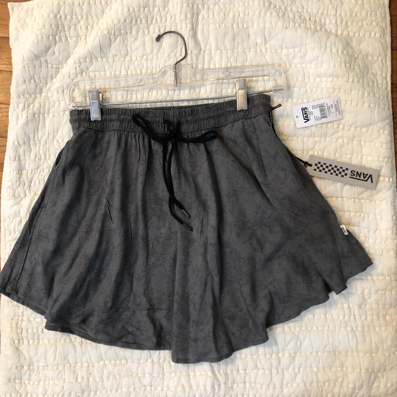 NWT Vans Dorn Skater Skirt - Picture 3 of 7